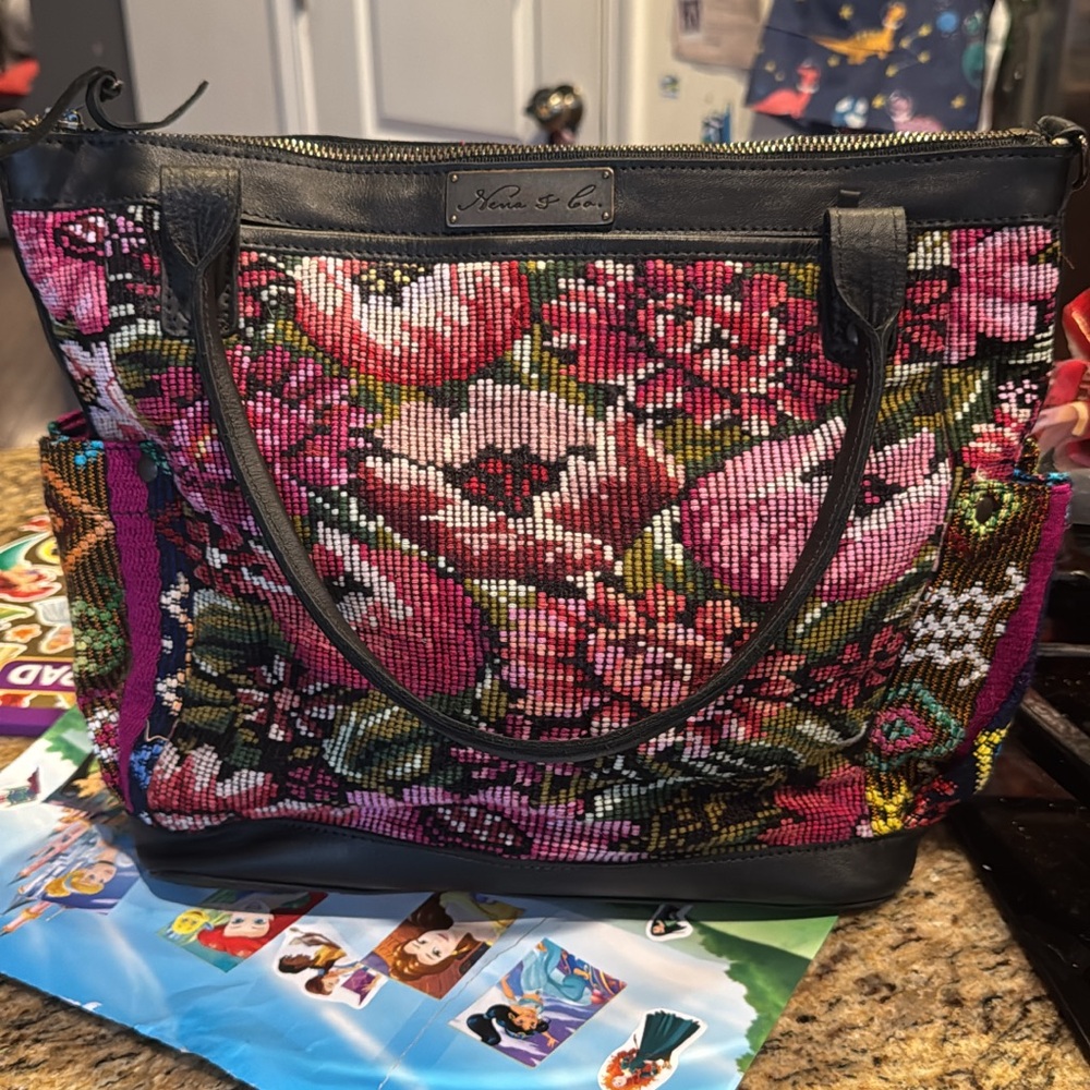 Nena and co floral mtpb